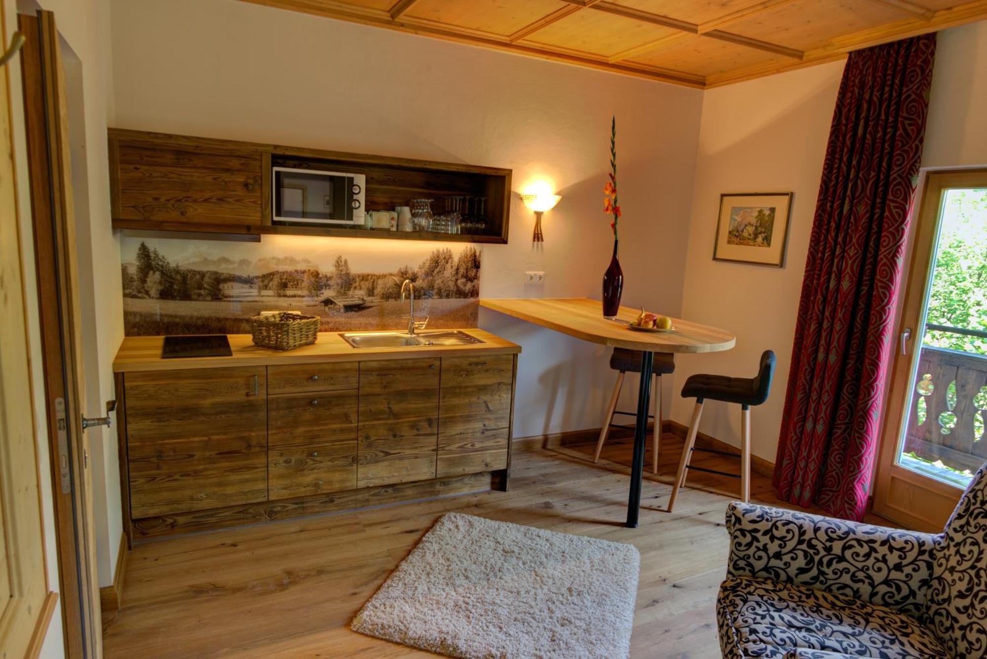 Serviced Apartments Villa Licht Kitzbuhel Phòng bức ảnh